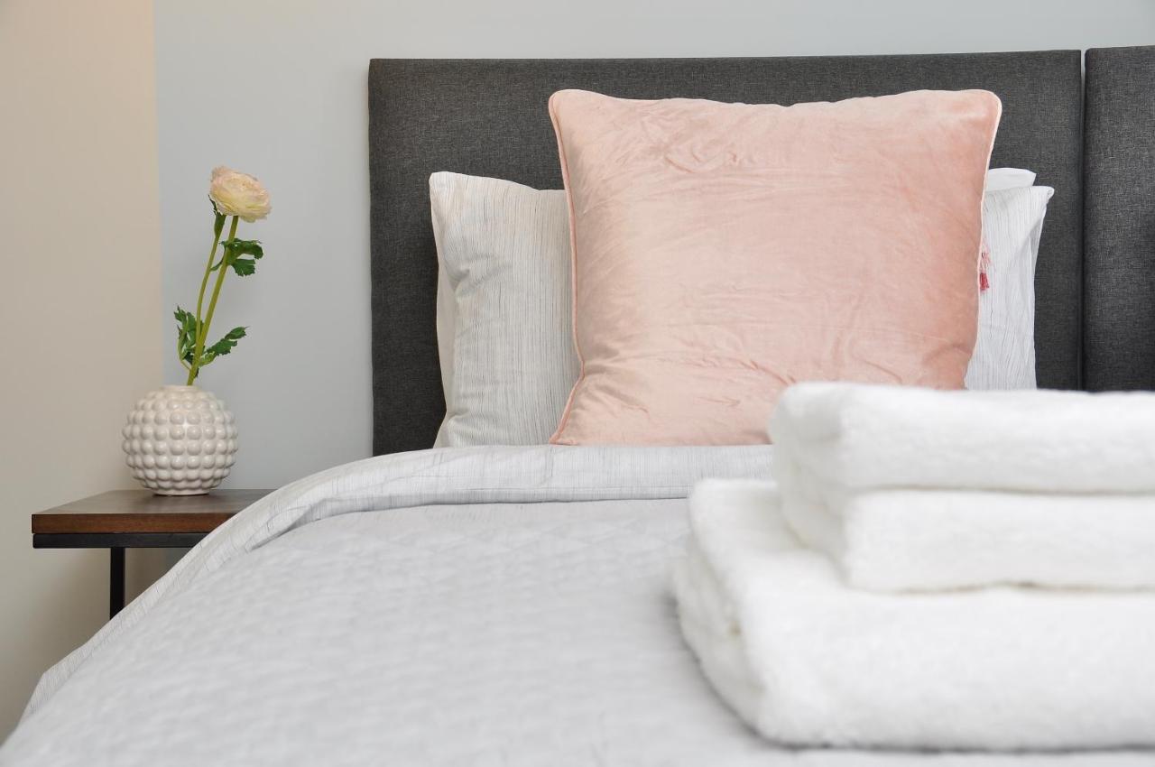Bridge Street Apartments. Boutique Style Luxury, in the heart of Taunton. Extérieur photo